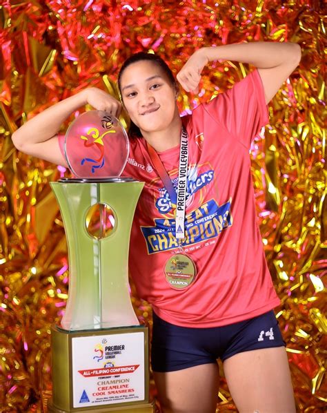 Bea de Leon (@beadelforlyf) • Instagram photos and videos.